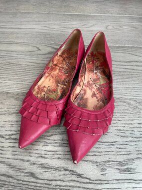 Dark pink Office (UK) pointed toe shoe size 37